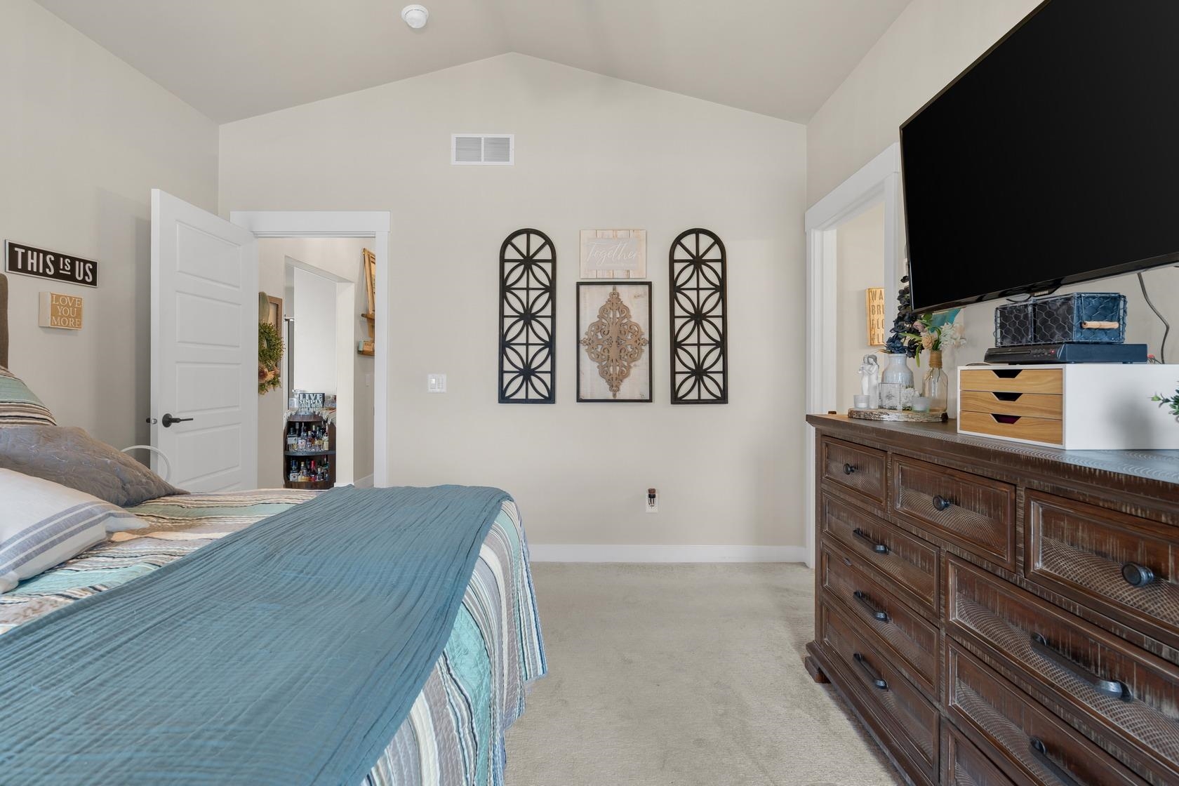 W5638 Hoelzel Way Appleton, WI 54915 - Photo 19 of 52 Gallery Image 19