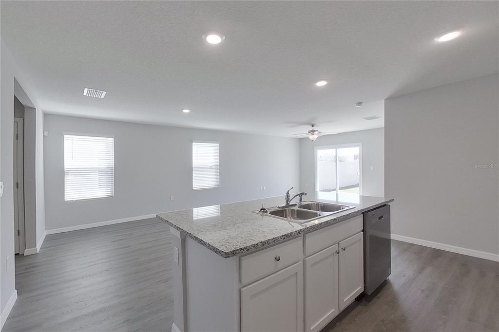 8616 Southwest 44th Court Ocala, FL 34476 - Photo 5 of 23