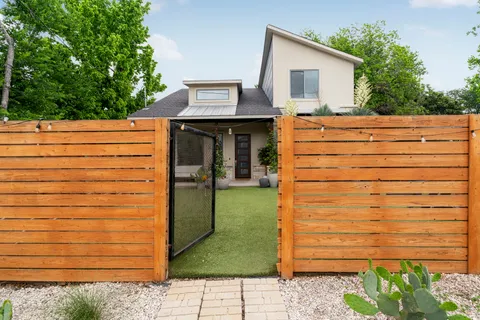 $600,000 | 5204 Samuel Huston Avenue, Unit A, Austin, TX 78721
