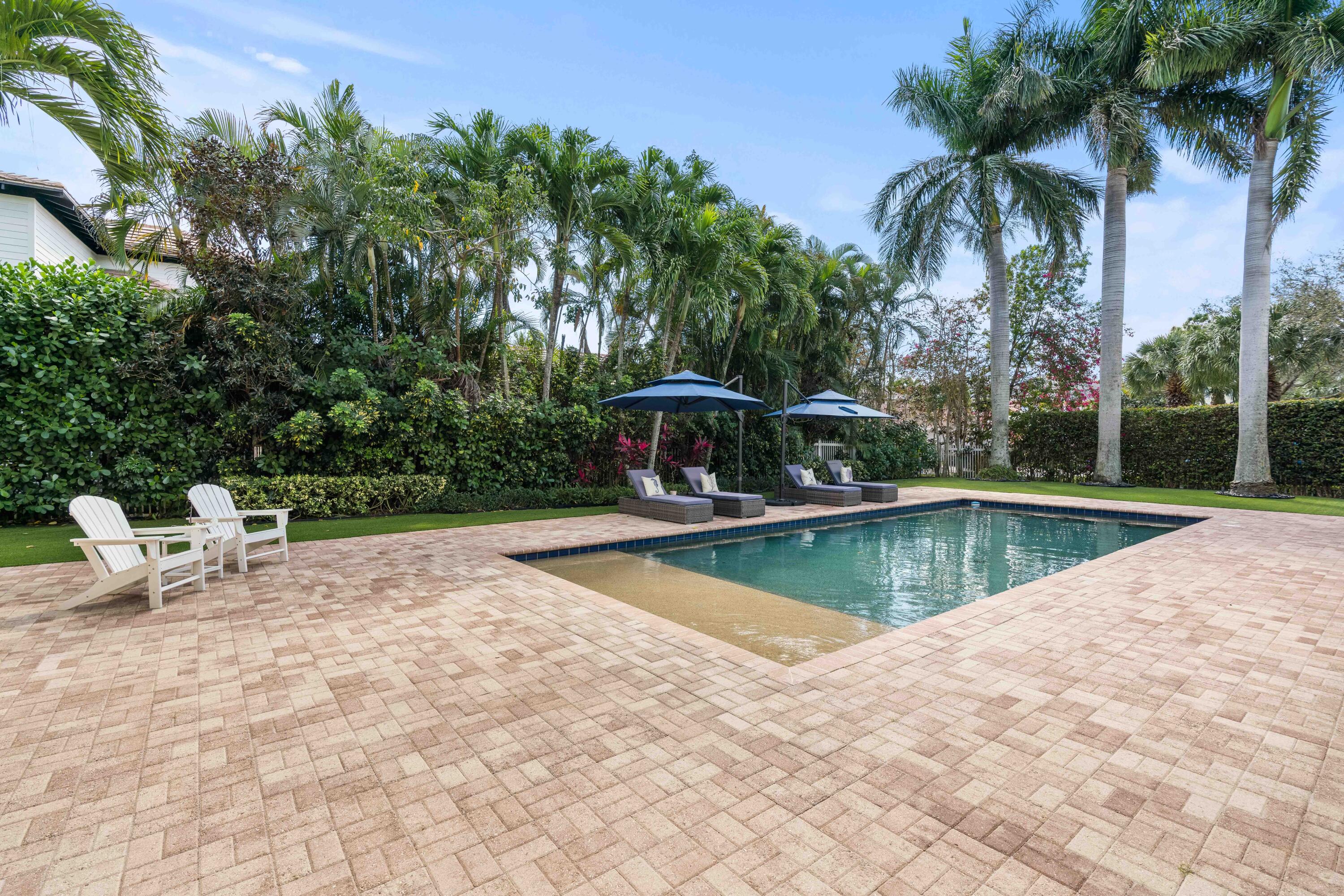 3338 Greenway Drive Jupiter, FL 33458 - Photo 43 of 50 Pool