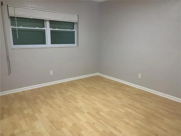 $1,900 | 3160 36th Street North, Unit 102, St. Petersburg, FL 33713