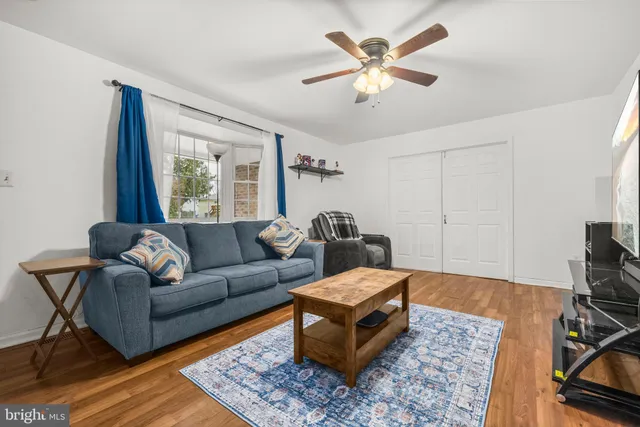 $450,000 | 10702 Westwood Lane, Waldorf, MD 20601