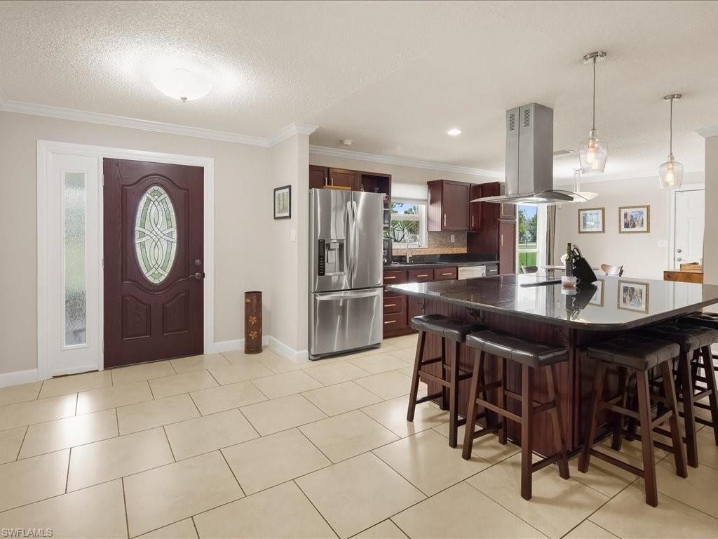 5272 Myrtle Lane Naples, FL 34113 - Photo 4 of 30