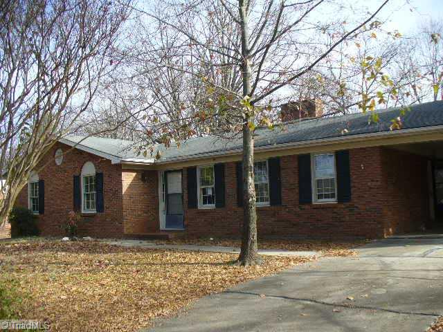 304 Hamilton Road Lexington, NC 27295 - Photo 1 of 6 Exterior Front.