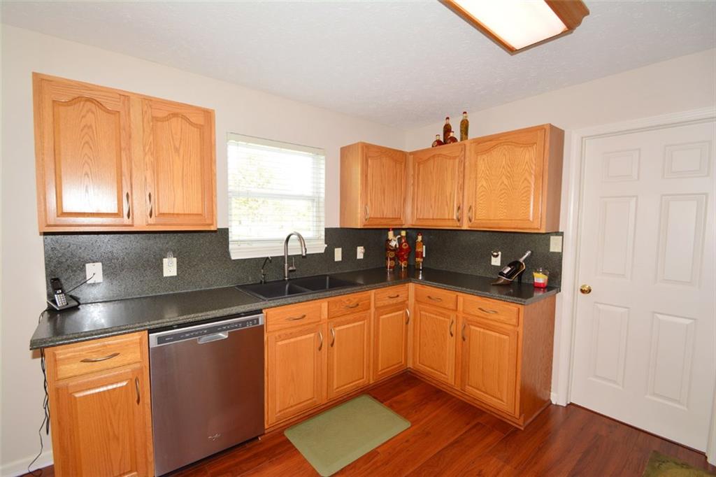 12060 Seville Road Fishers, IN 46037 - Photo 12 of 23 Gallery Image 12