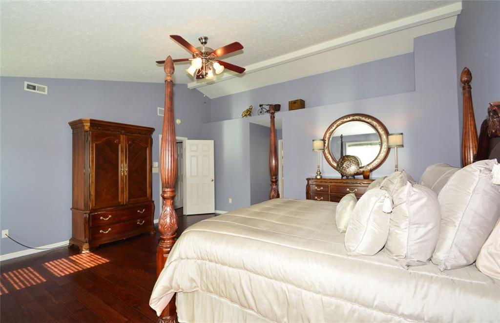 12060 Seville Road Fishers, IN 46037 - Photo 16 of 23 Gallery Image 16