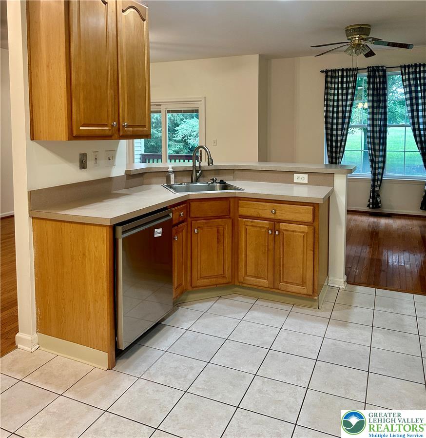4312 Creek Road Allentown, PA 18104 - Photo 11 of 32