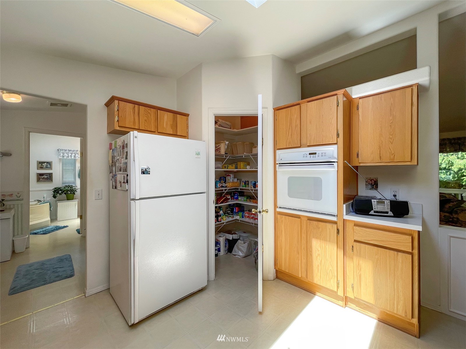 320 Rhododendron Drive Sequim, WA 98382 - Photo 11 of 38 Gallery Image 11