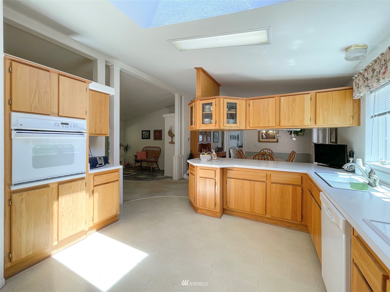 320 Rhododendron Drive Sequim, WA 98382 - Photo 13 of 38 Gallery Image 13