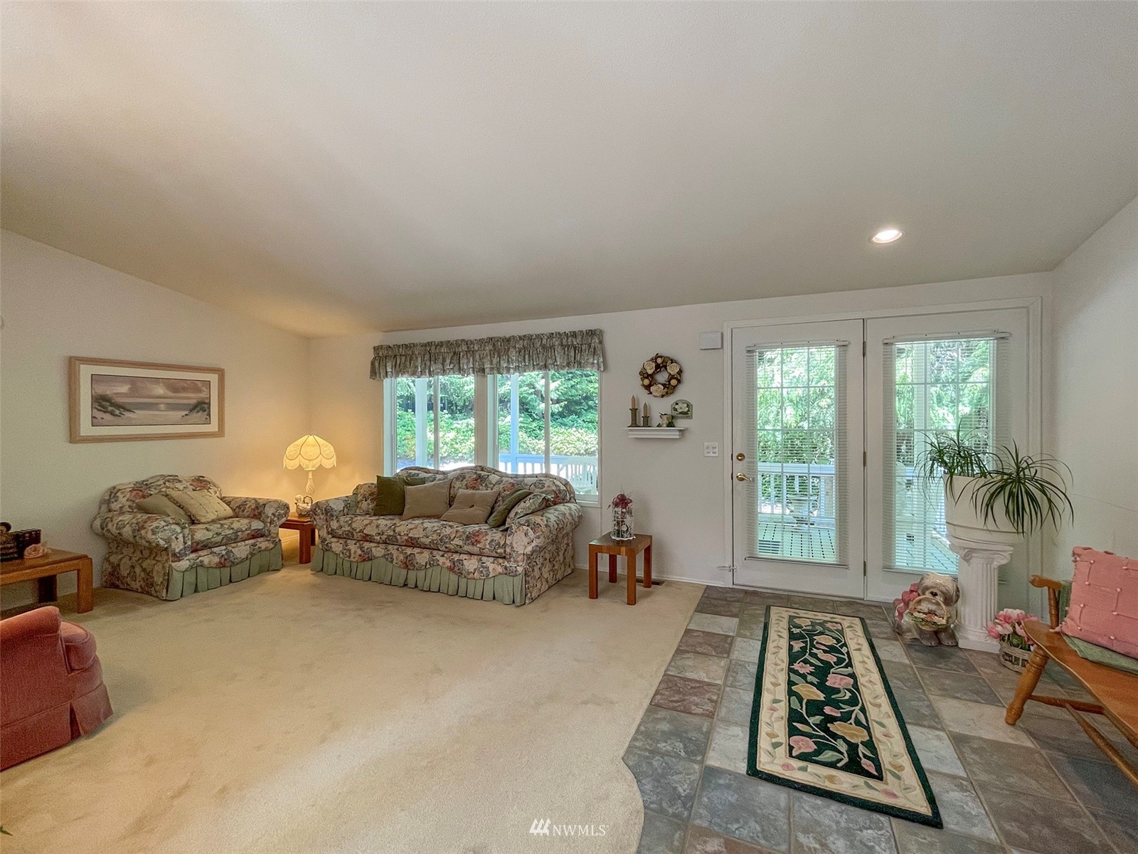 320 Rhododendron Drive Sequim, WA 98382 - Photo 6 of 38 Gallery Image 6