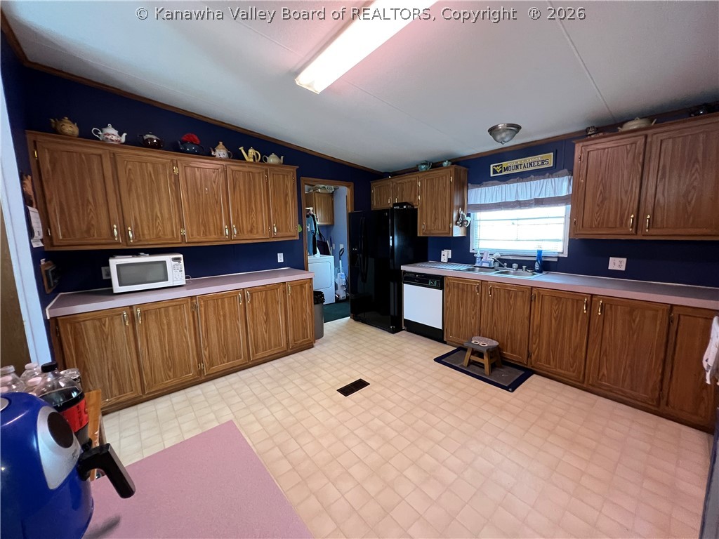 307 5th Street Point Pleasant, WV 25550 - Photo 14 of 37 Gallery Image 14