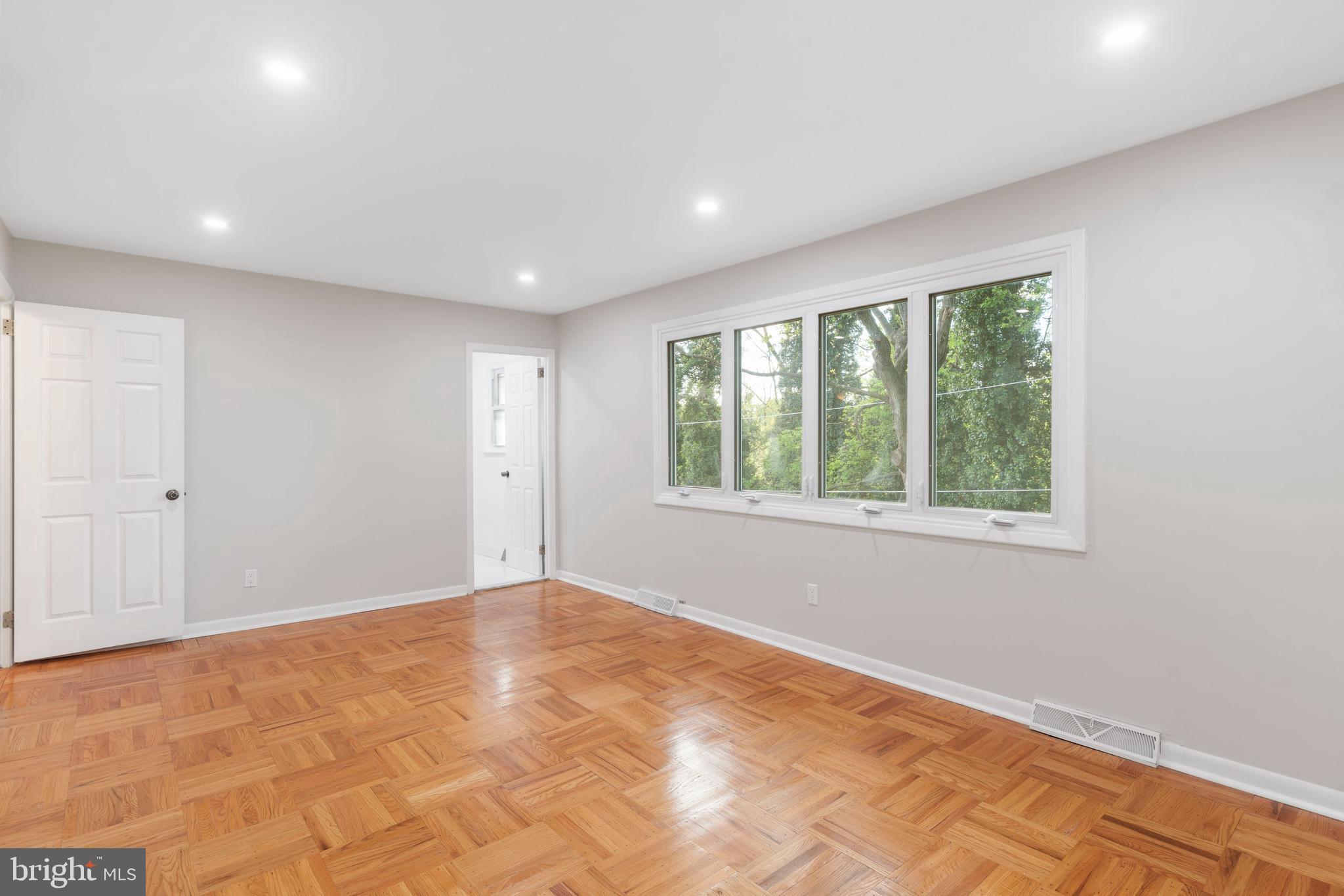 7780 Green Valley Road Wyncote, PA 19095 - Photo 10 of 14 Gallery Image 10