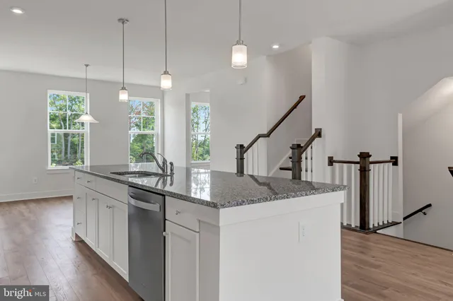 $3,650 | 1648 Sandpiper Bay Loop, Dumfries, VA 22026