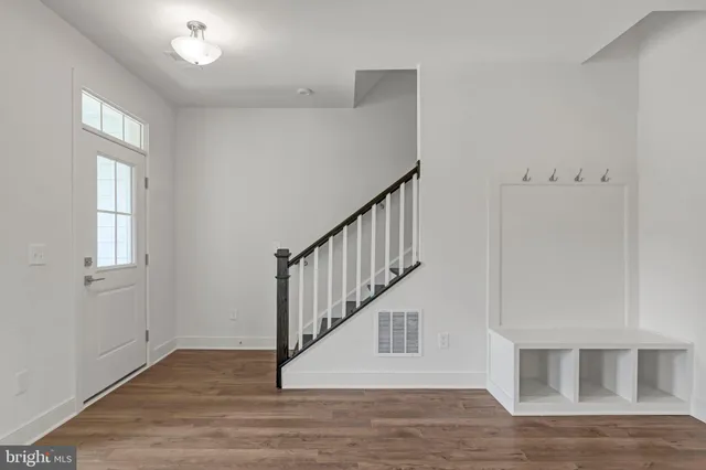 $3,650 | 1648 Sandpiper Bay Loop, Dumfries, VA 22026