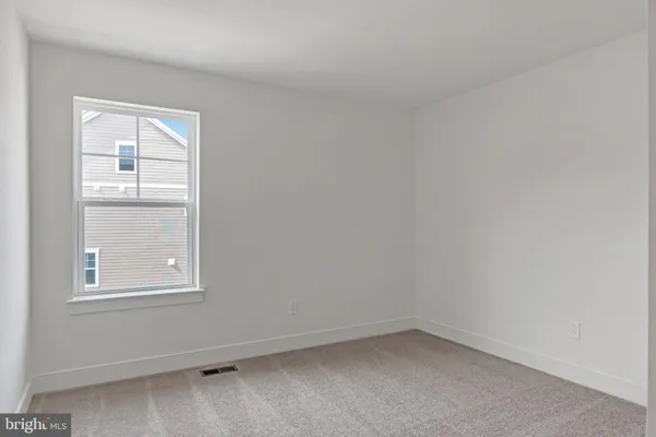 $3,650 | 1648 Sandpiper Bay Loop, Dumfries, VA 22026