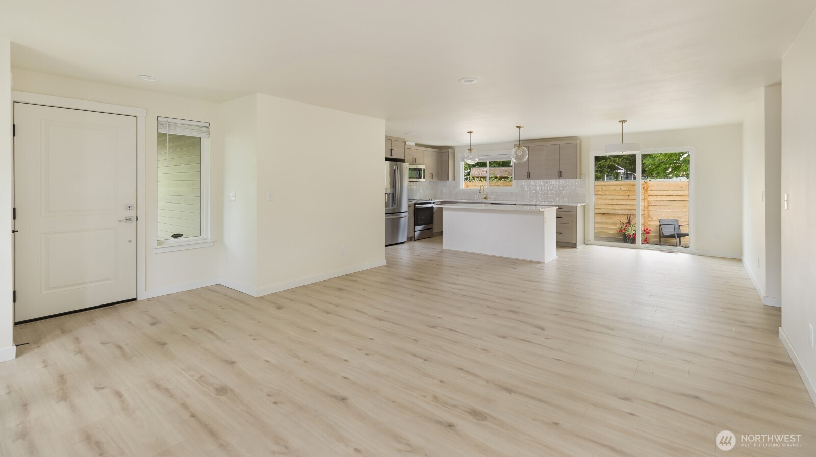 21927 Southeast 237th Street Maple Valley, WA 98038 - Photo 8 of 26