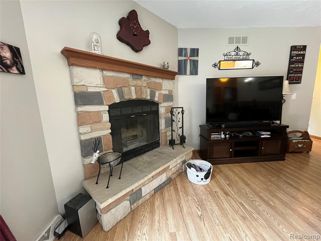 28524 Elwell Road Belleville, MI 48111 - Photo 59 of 84