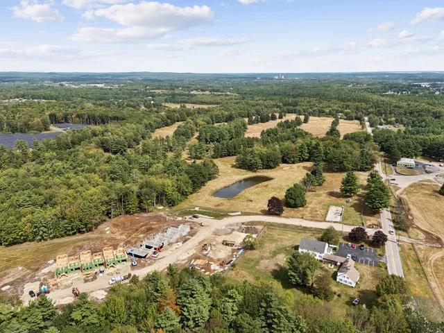 $689,000 | 13 Fairway Commons Drive, Unit 13, Gorham, ME 04038