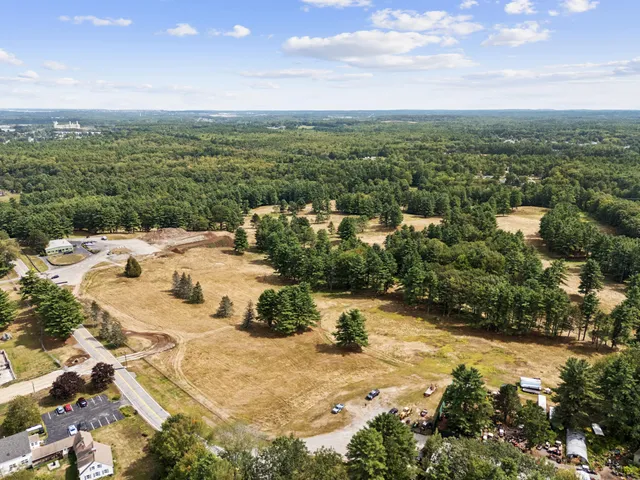 $689,000 | 13 Fairway Commons Drive, Unit 13, Gorham, ME 04038