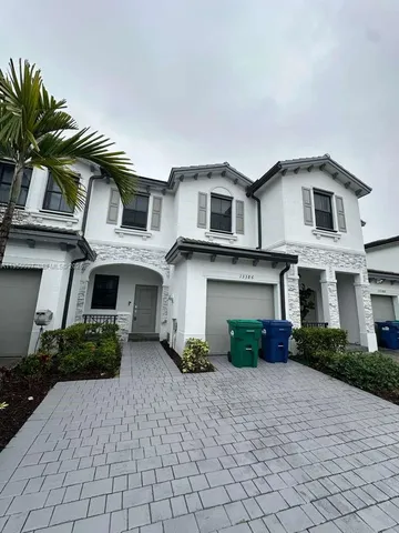 $2,700 | 13386 Southwest 287th Terrace, Unit 13386, Homestead, FL 33033