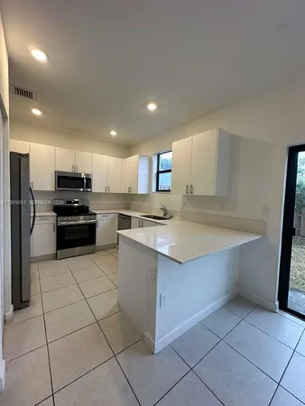 $2,450 | 13386 Southwest 287th Terrace, Unit 13386, Homestead, FL 33033