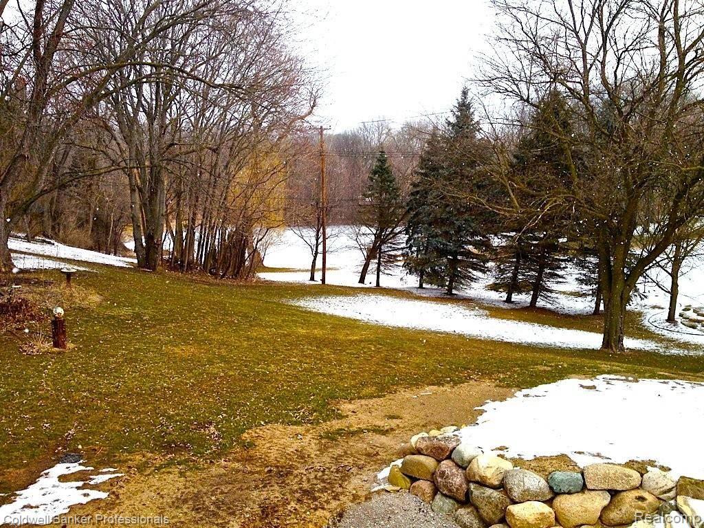 19410 Clement Road Northville, MI 48167 - Photo 17 of 20 Million Dollar View.jpg