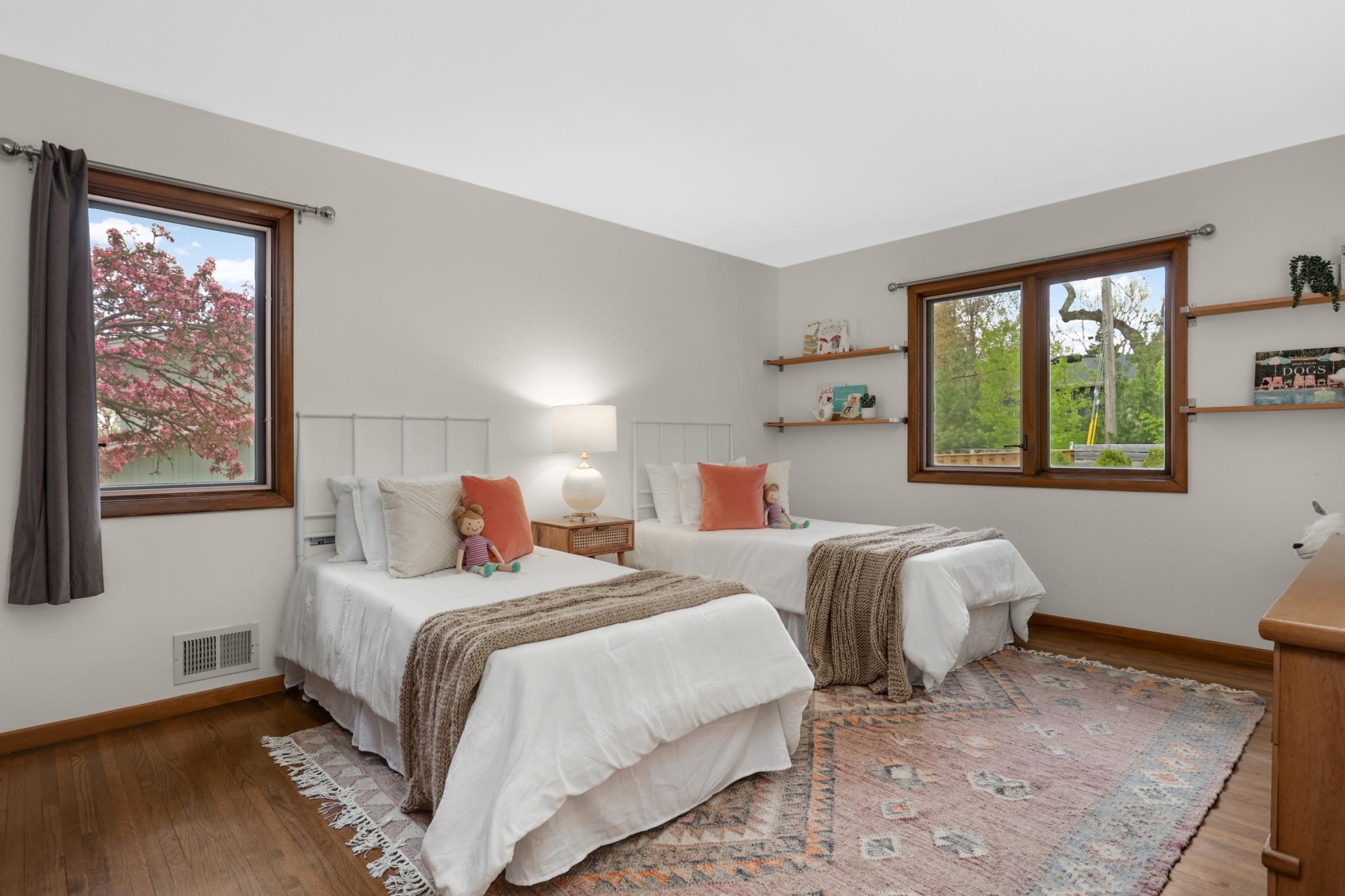 4722 Coventry Road East Minnetonka, MN 55345 - Photo 22 of 35