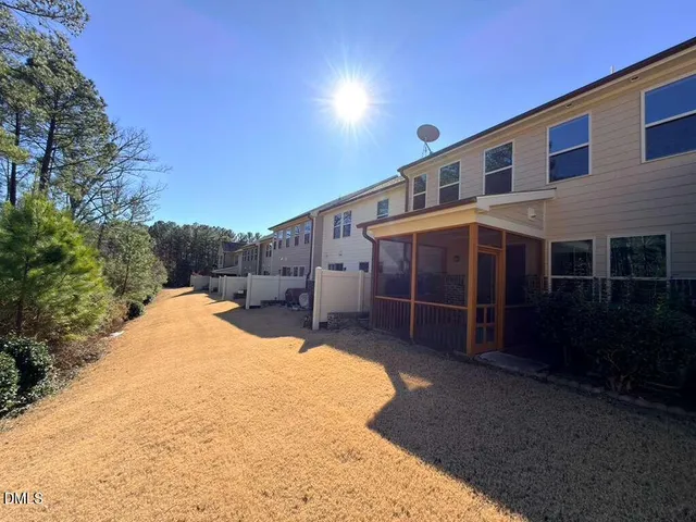 $2,195 | 305 Alamosa Place, Cary, NC 27519