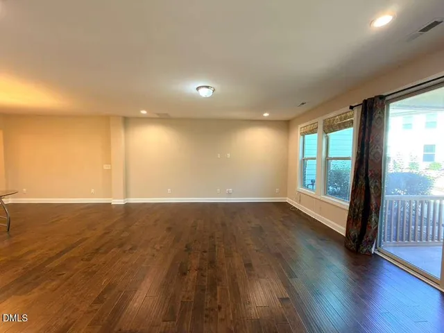 $2,195 | 305 Alamosa Place, Cary, NC 27519