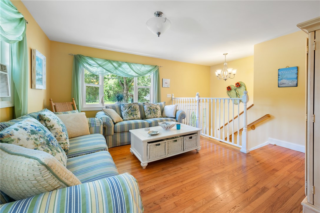 24 Quannacut Road Westerly, RI 02891 - Photo 2 of 20