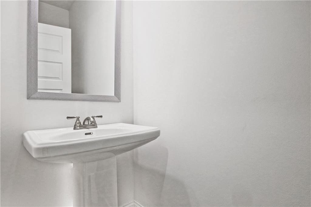 7332 Rocklin Lane Flowery Branch, GA 30542 - Photo 14 of 32