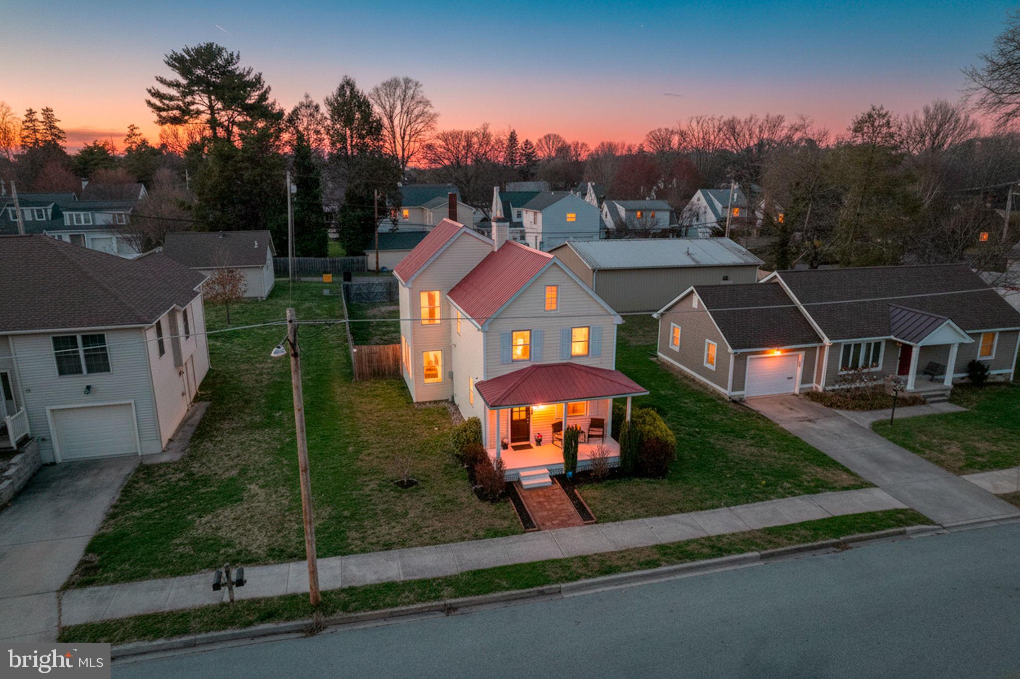 31 Washington Street Dover, DE 19901 - Photo 36 of 38 an aerial view of a house with a garden