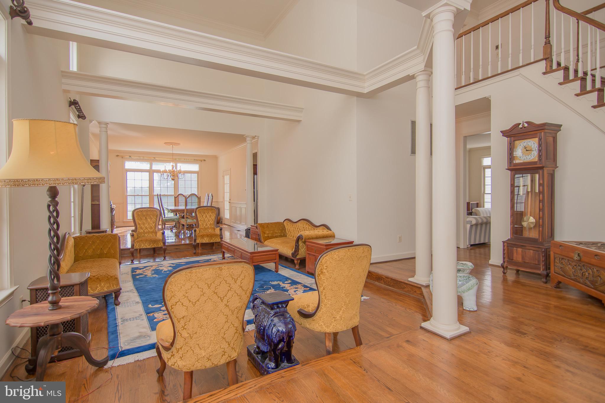 3709 Center Way Fairfax, VA 22033 - Photo 5 of 64