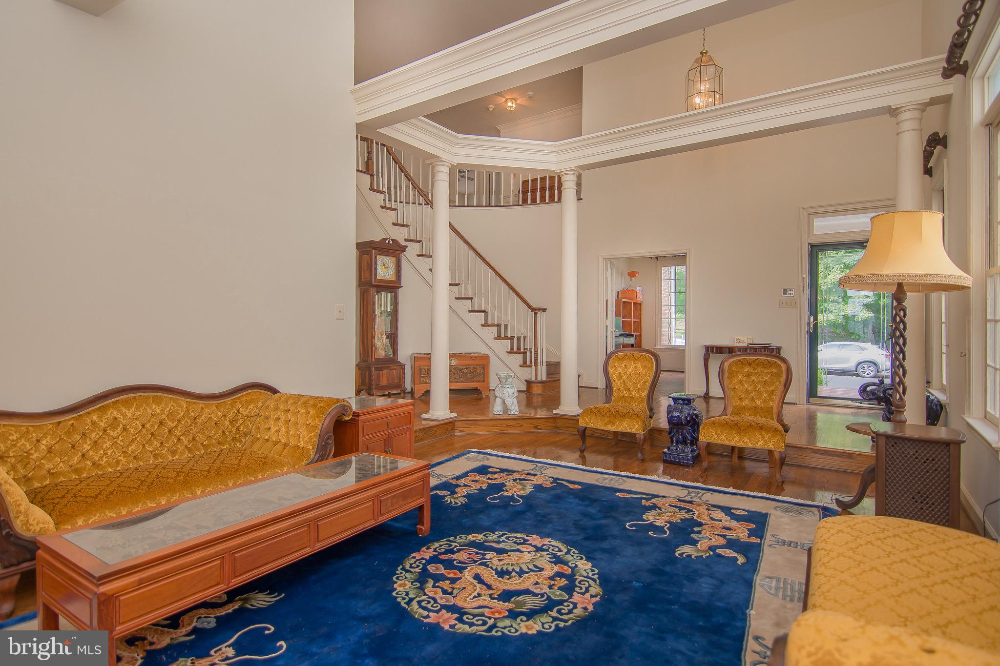 3709 Center Way Fairfax, VA 22033 - Photo 8 of 64