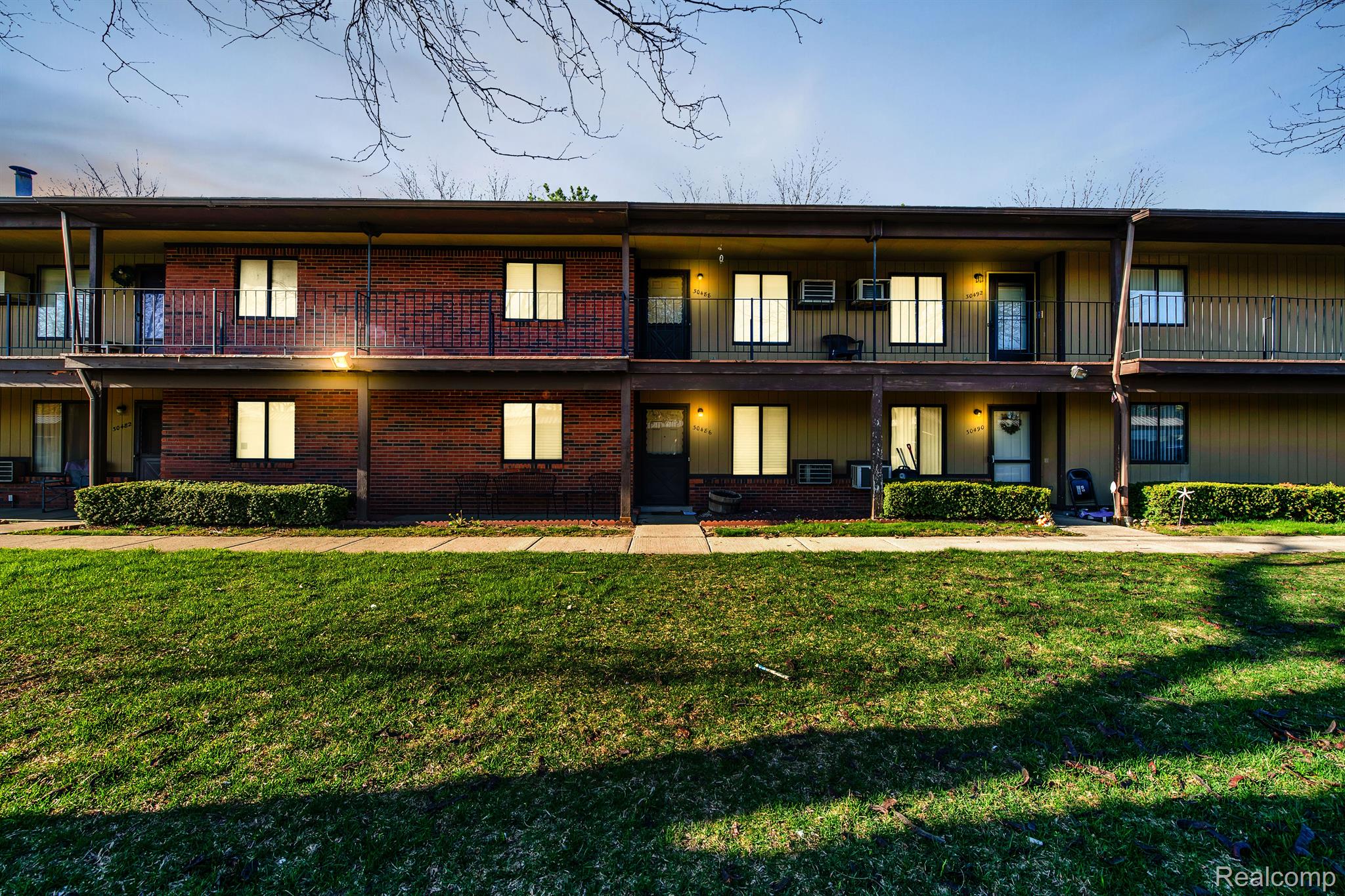 30488 Utica Road, Unit 24 Roseville, MI 48066 - Photo 1 of 16 Gallery Image 1