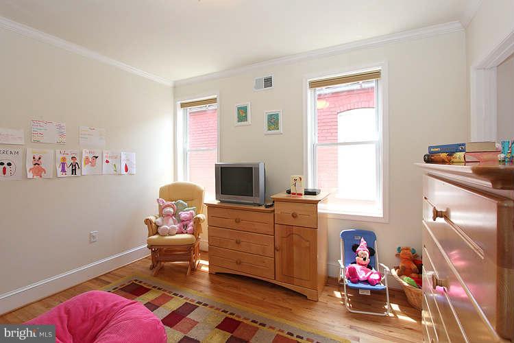 330 13th Street Northeast Washington, DC 20002 - Photo 21 of 30 Bedroom