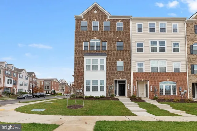 $2,950 | 10700 Presidential Parkway, Upper Marlboro, MD 20772