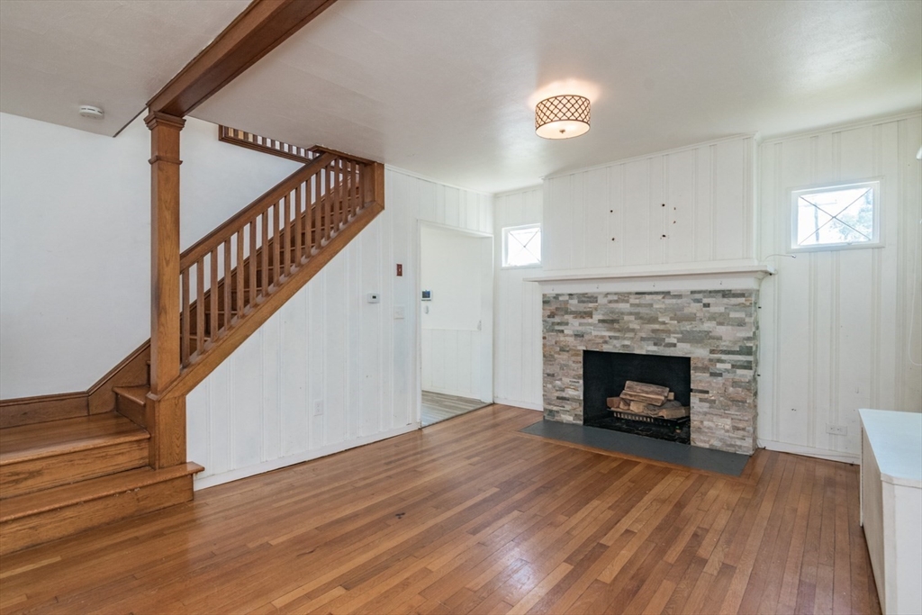 170 Plumtree Road Springfield, MA 01118 - Photo 10 of 31