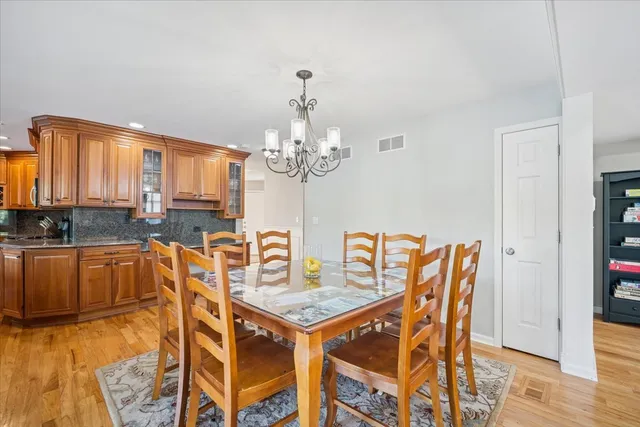 $880,000 | 1354 Branden Court, Bartlett, IL 60103