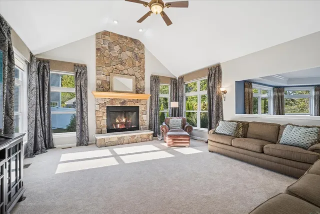 $880,000 | 1354 Branden Court, Bartlett, IL 60103