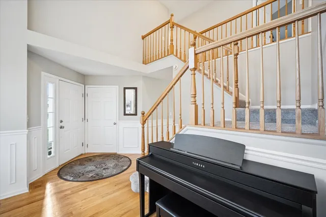 $880,000 | 1354 Branden Court, Bartlett, IL 60103