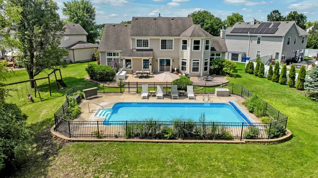 $880,000 | 1354 Branden Court, Bartlett, IL 60103