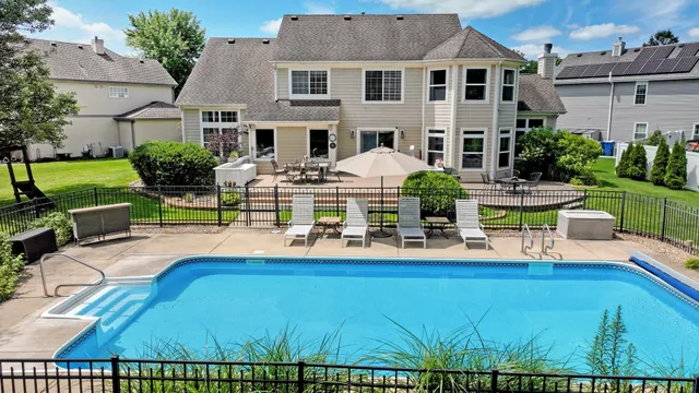 $880,000 | 1354 Branden Court, Bartlett, IL 60103