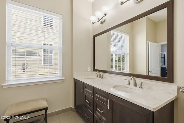 $899,000 | 29 Legacy Court, Freehold, NJ 07728