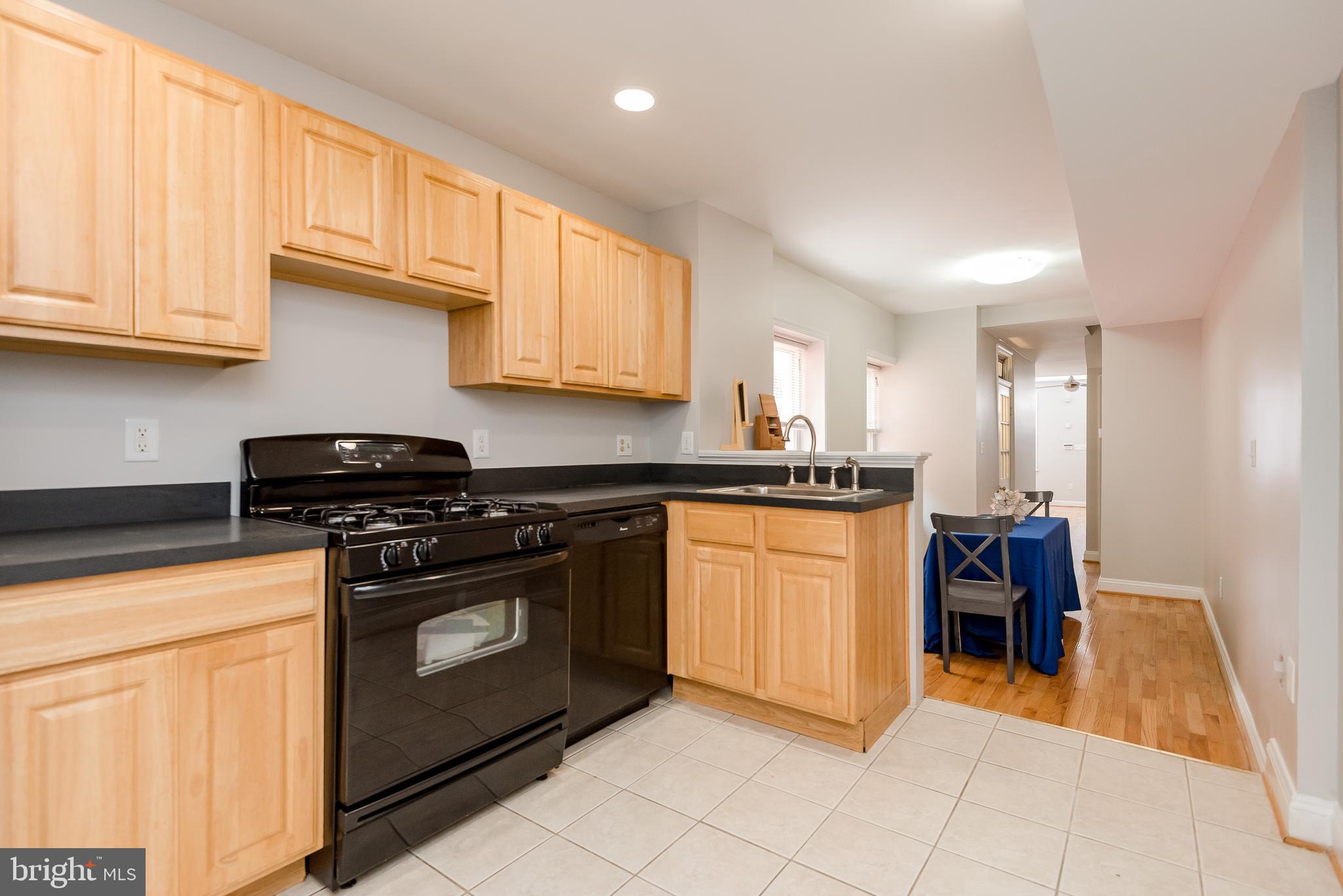 19 South Ann Street Baltimore, MD 21231 - Photo 4 of 26