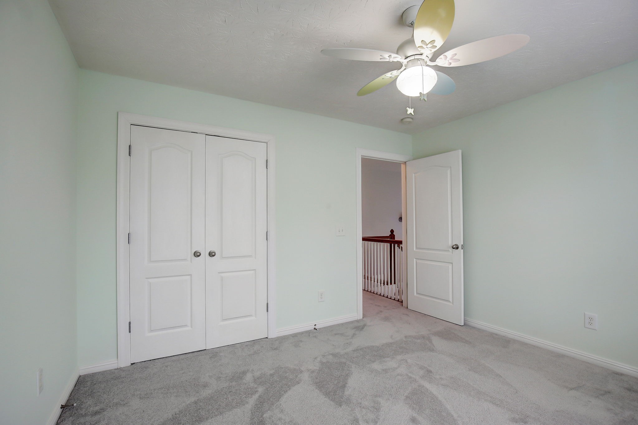 124 Cedar Ridge Lane Hendersonville, TN 37075 - Photo 39 of 66 a view of an empty room with a ceiling fan