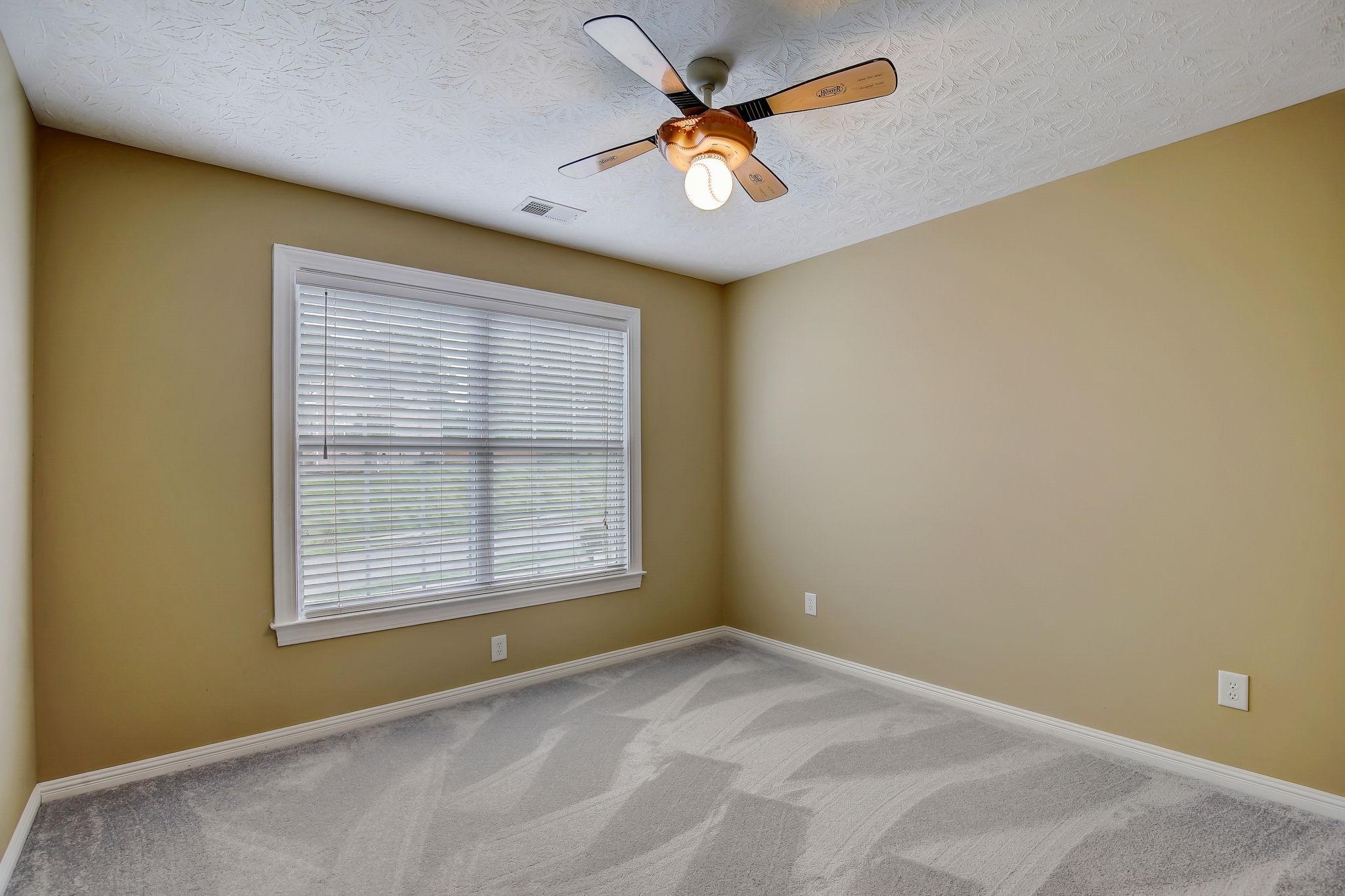 124 Cedar Ridge Lane Hendersonville, TN 37075 - Photo 42 of 66 a view of an empty room with a window