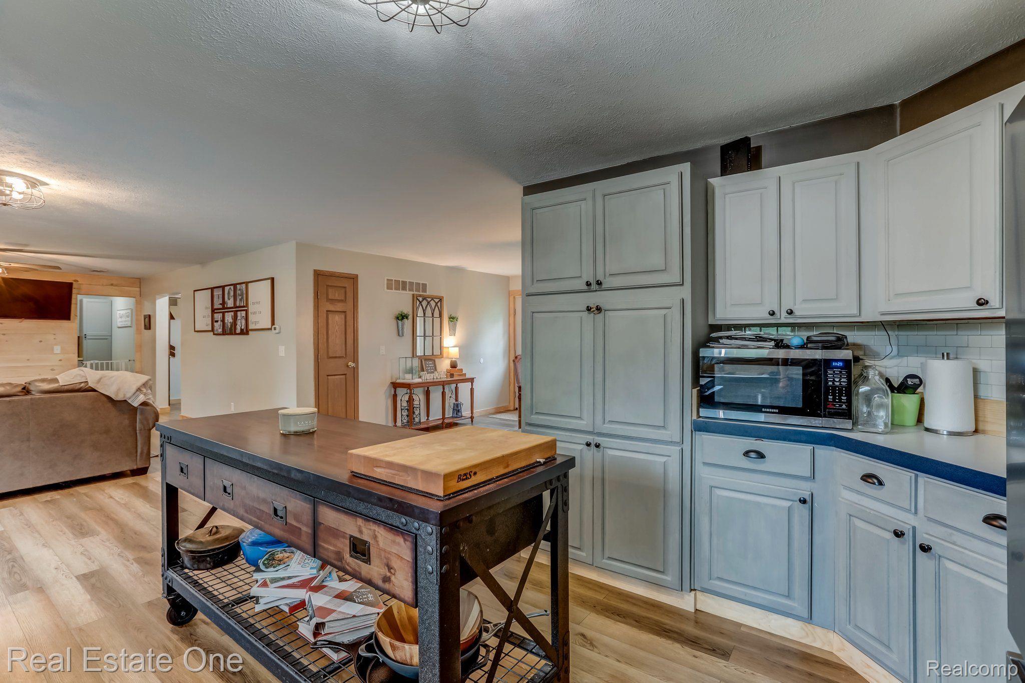 8178 West Newburg Road Belleville, MI 48111 - Photo 11 of 34 Gallery Image 11