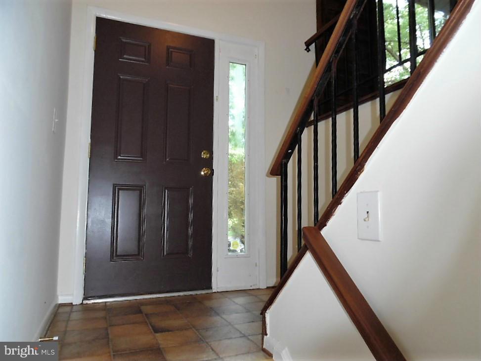 9426 Farewell Road Columbia, MD 21045 - Photo 25 of 30 Interior (General)