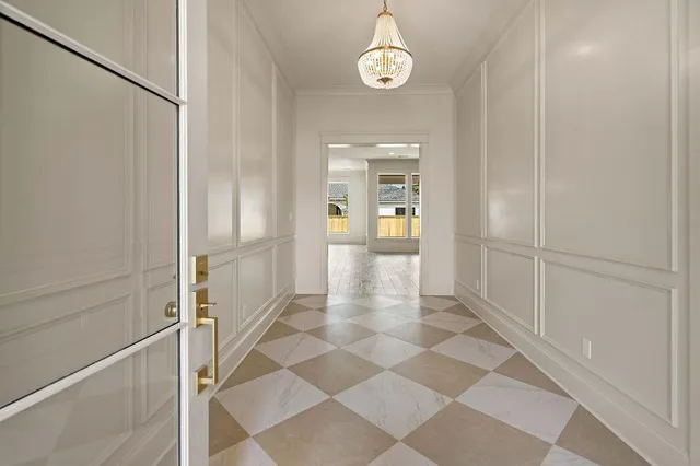 $682,500 | 4221 Cypress Point Drive, Covington, LA 70433